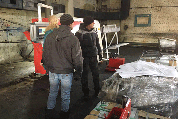 数控钢筋弯箍机的工作原理