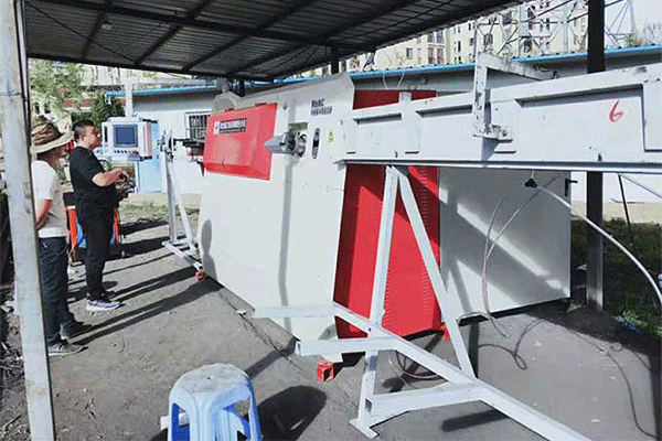 自动钢筋弯箍机